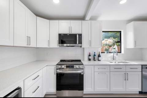 699 NE 40th Street, Oakland Park FL - photo 11 of 45