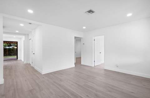 699 NE 40th Street, Oakland Park FL - photo 16 of 45
