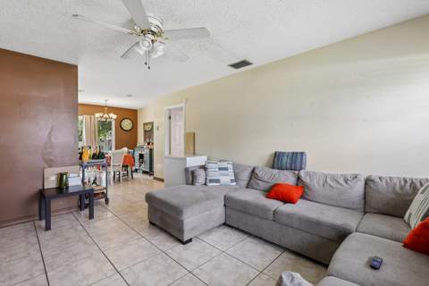 6444 SW 20th Court, Miramar FL - photo 10 of 31
