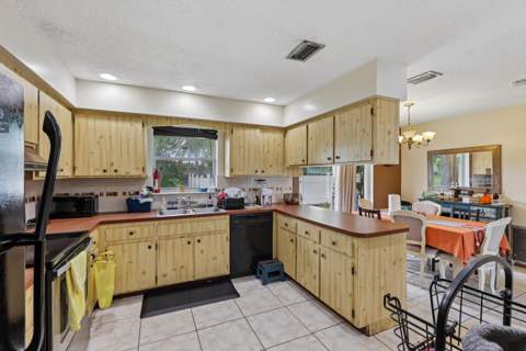 6444 SW 20th Court, Miramar FL - photo 13 of 31