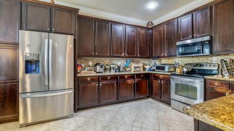 8292 Calabria Lakes Drive, Boynton Beach FL - photo 20 of 46