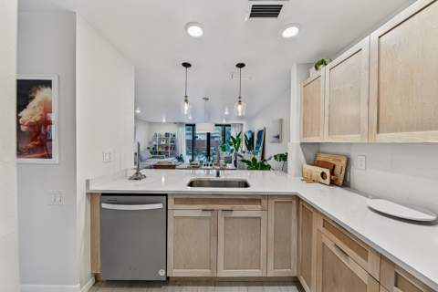 1315 MIAMI Road #D, Fort Lauderdale FL - photo 12 of 36