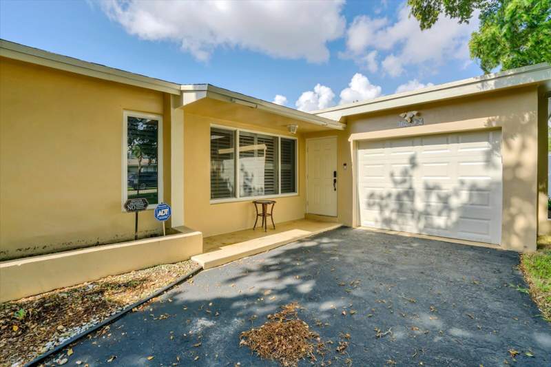 3 bedroom Single Family Residence at 10270 NW 24th Court, Sunrise Golf Village Sec 21, Sunrise — photo 4