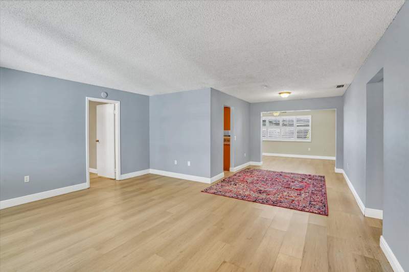 3 bedroom Single Family Residence at 10270 NW 24th Court, Sunrise Golf Village Sec 21, Sunrise — photo 5