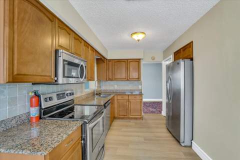 10270 NW 24th Court, Sunrise FL - photo 11 of 31