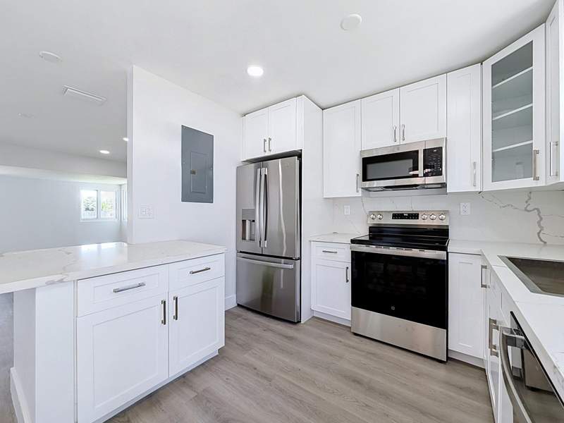 3 bedroom Single Family Residence at 1441 SW 1st Terrace, Coral Manor, Deerfield Beach — photo 4
