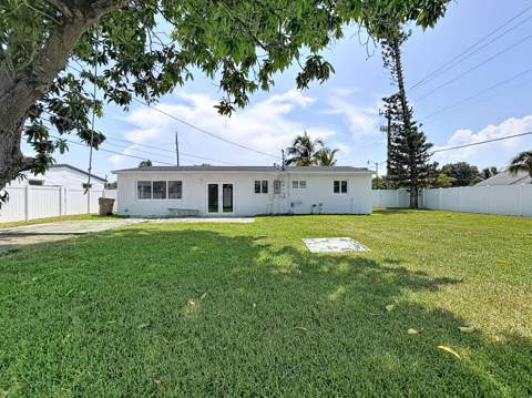 1441 SW 1st Terrace, Deerfield Beach FL - photo 21 of 25