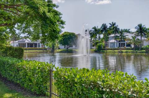 700 Cardinal Street, Plantation FL - photo 8 of 62