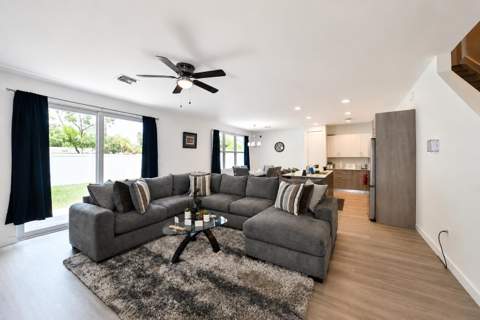 6305 Tenor Drive, West Palm Beach FL - photo 10 of 42