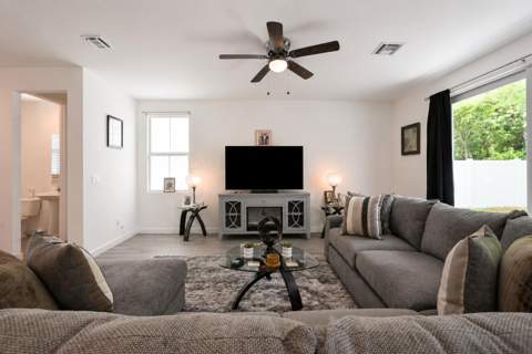 6305 Tenor Drive, West Palm Beach FL - photo 12 of 42