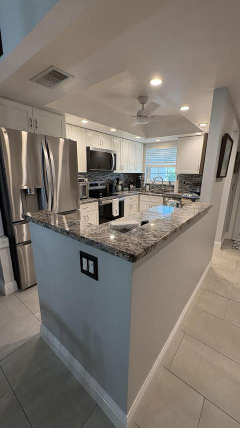 1251 Sugar Sands Boulevard #124, Singer Island FL - photo 14 of 40