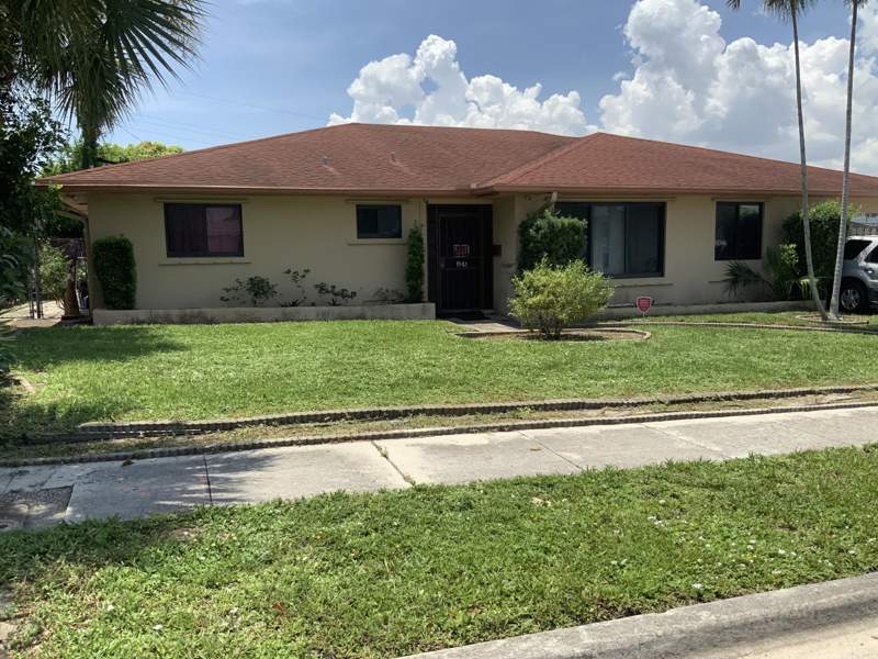 3 bedroom Single Family Residence at 941 W 7th Street, Inlet City, Riviera Beach — photo 2