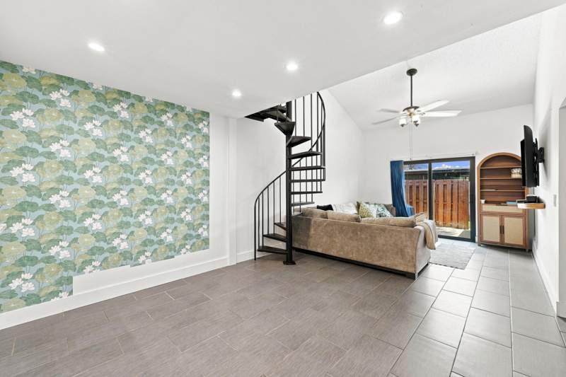 2 bedroom Townhouse at 2016 SW 82nd Avenue, ARROWHEAD GOLF & TENNIS CLUB, Davie — photo 4