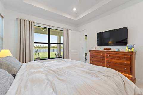 15883 Key Biscayne Lane, Westlake FL - photo 24 of 63