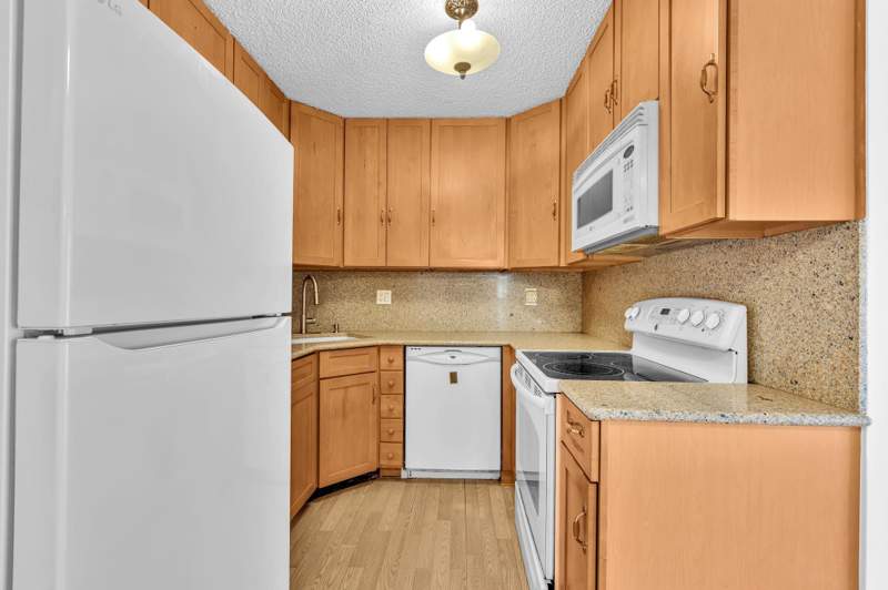 2 bedroom Condominium at 10701 W Clairmont Circle #109, Clairmont Condominium J, Tamarac — photo 3