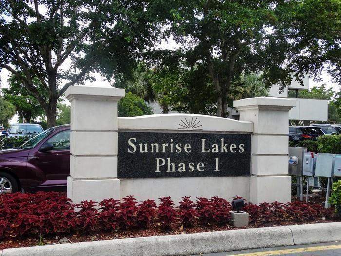 2 bedroom Condominium at 8101 S Sunrise Lakes Drive #204, Sunrise Lakes 29 Condo, Sunrise — photo 2