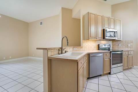 23444 Alzira Circle, Boca Raton FL - photo 11 of 43