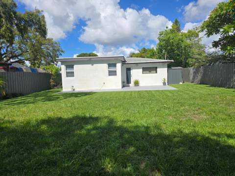 1234 NW 7th Avenue, Fort Lauderdale FL - photo 17 of 18