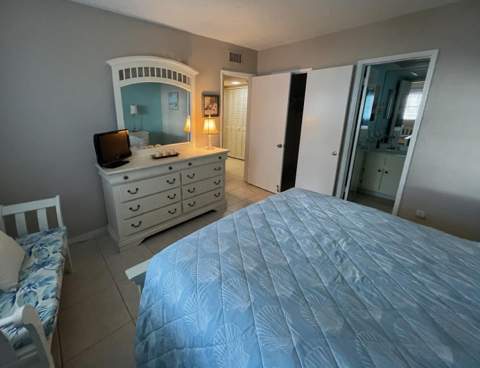 651 Pine Drive #207, Pompano Beach FL - photo 18 of 19