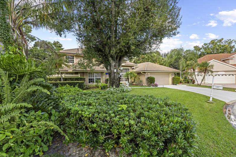 4 bedroom Single Family Residence at 1402 SW Bent Pine Cove, Country Club Estates, Port St. Lucie — photo 3
