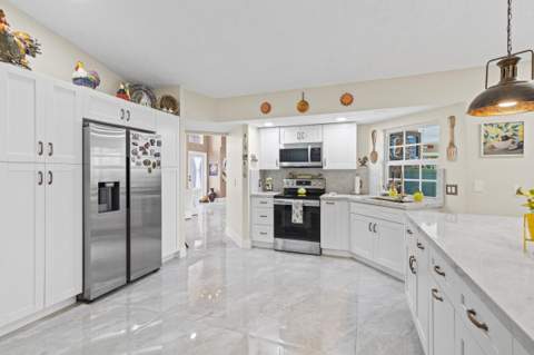 1402 SW Bent Pine Cove, Port St. Lucie FL - photo 6 of 47