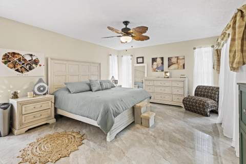 1402 SW Bent Pine Cove, Port St. Lucie FL - photo 7 of 47
