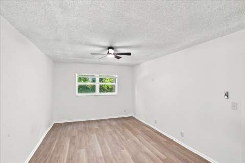 1050 Country Club Drive #306, Margate FL - photo 23 of 28