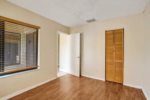 3810 NW 77th Avenue, Davie FL - photo 6 of 34