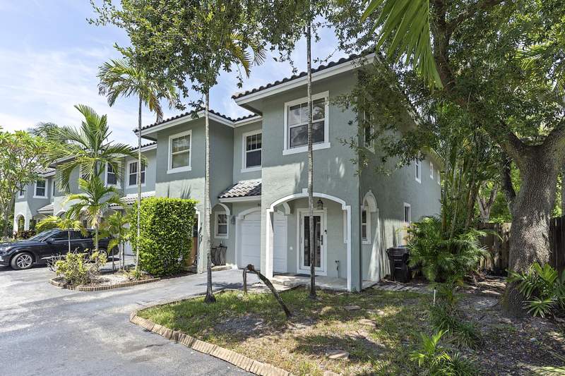 3 bedroom Townhouse at 808 SW 4th Avenue, Ft Lauderdale Land & Dev Co, Fort Lauderdale — photo 3