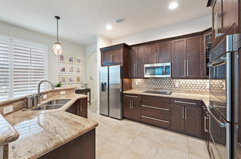 1025 Piccadilly Street, Palm Beach Gardens FL - photo 11 of 31