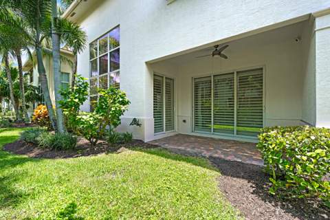 1025 Piccadilly Street, Palm Beach Gardens FL - photo 22 of 31