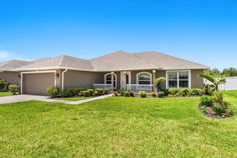 8516 Waterstone Boulevard, Fort Pierce FL - photo 10 of 57