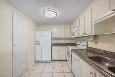 2800 N Ocean Drive #A-8B, Riviera Beach FL - photo 13 of 41