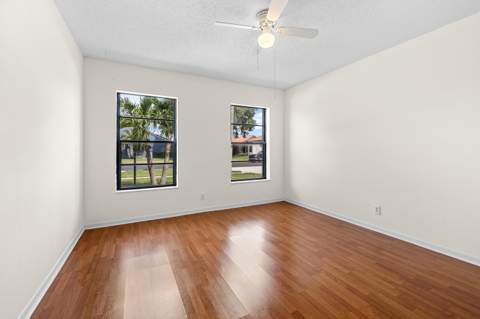 8409 Bonita Isle Drive, Lake Worth FL - photo 20 of 44