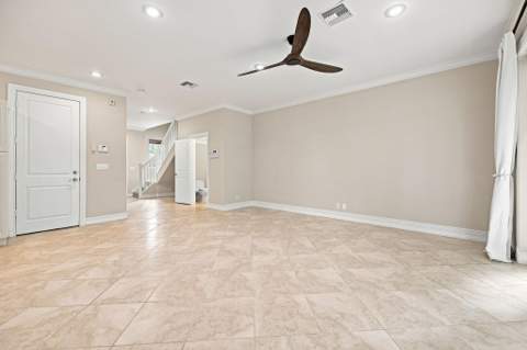 3434 NE 13th Avenue, Oakland Park FL - photo 9 of 29