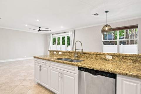 3434 NE 13th Avenue, Oakland Park FL - photo 14 of 29