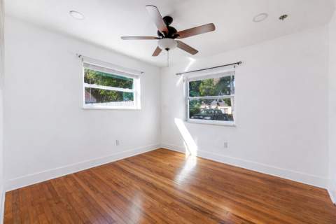3914 Serubi Avenue, Palm Springs FL - photo 10 of 17