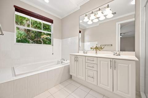 3434 NE 13th Avenue, Oakland Park FL - photo 20 of 29
