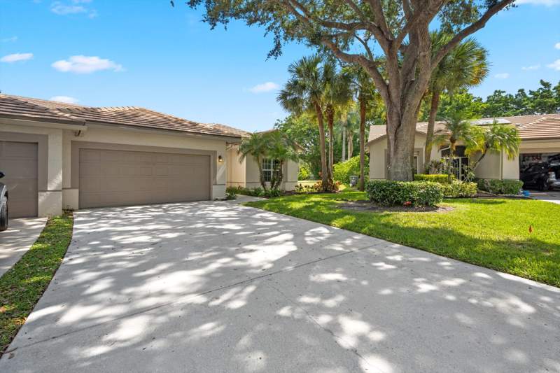 3 bedroom Villa at 7372 Rockbridge Circle #7372, Lake Charleston Par D, Lake Worth — photo 2