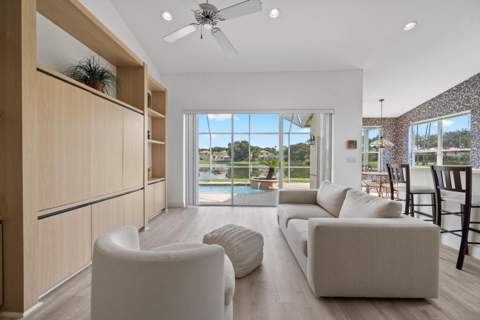 7372 Rockbridge Circle #7372, Lake Worth FL - photo 8 of 38