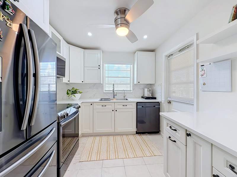 2 bedroom Condominium at 2121 NE 68th Street #109, Tara Apartments Condo, Fort Lauderdale — photo 4