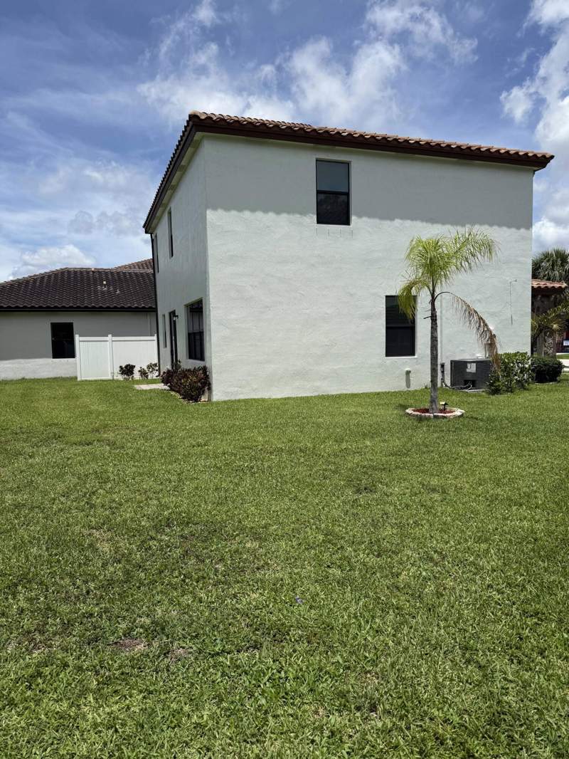 4 bedroom Single Family Residence at 4426 Buena Tara Drive, Villa Tara, Lake Belvedere Estates — photo 5