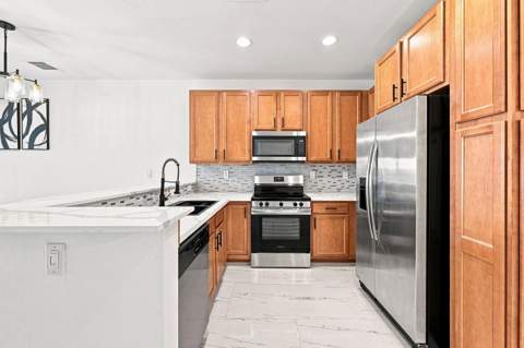 3105 NW 25th Terrace, Oakland Park FL - photo 6 of 26