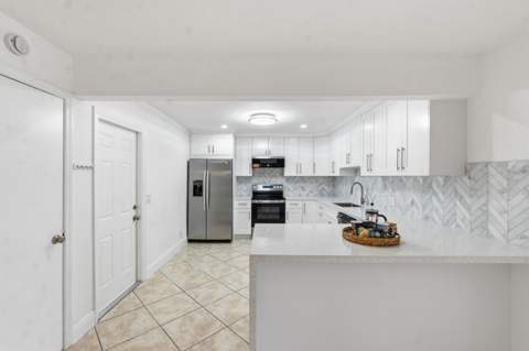 3379 NW 63rd Street, Fort Lauderdale FL - photo 6 of 31