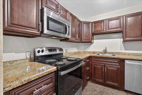 4200 Hillcrest Drive #217, Hollywood FL - photo 8 of 36