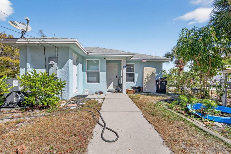 4 bedroom Single Family Residence at 231 N H Street, LAKE WORTH TOWN OF, Lake Worth — photo 4