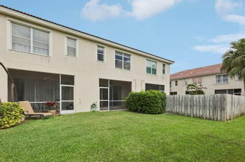 9070 Tremezzo Lane, Boynton Beach FL - photo 21 of 27
