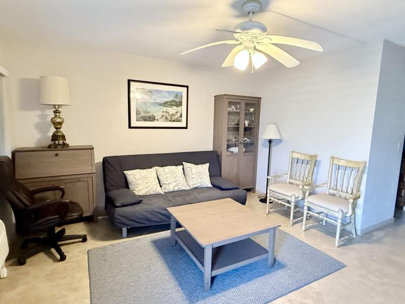1 bedroom Condominium at 2204 Lake Osborne Drive #5, Lakeside Point Apt 6 Condo, Lake Worth Beach — photo 3