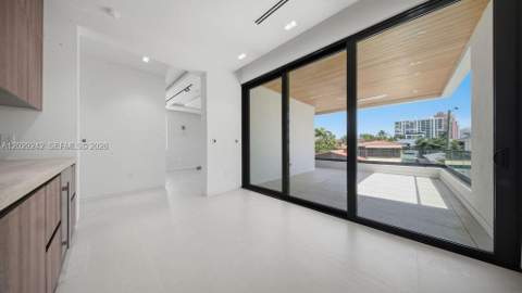 3318 NE 16TH Place, Fort Lauderdale FL - photo 18 of 73