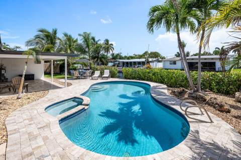 1620 SW 4th Avenue, Pompano Beach FL - photo 24 of 35